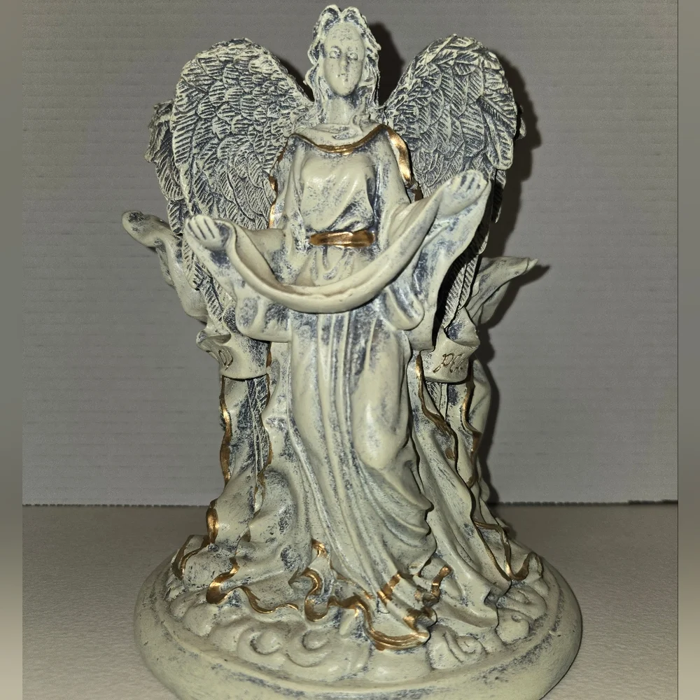 ANGEL CANDLE HOLDER GOLD ACCENTS